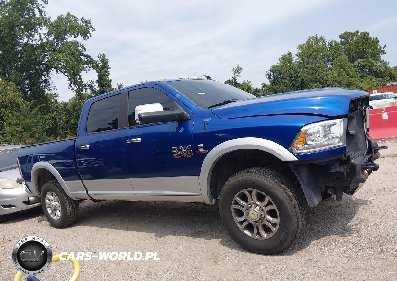 2016 Ram 2500 Laramie VIN:3C6UR5FL6GG255450 - 14