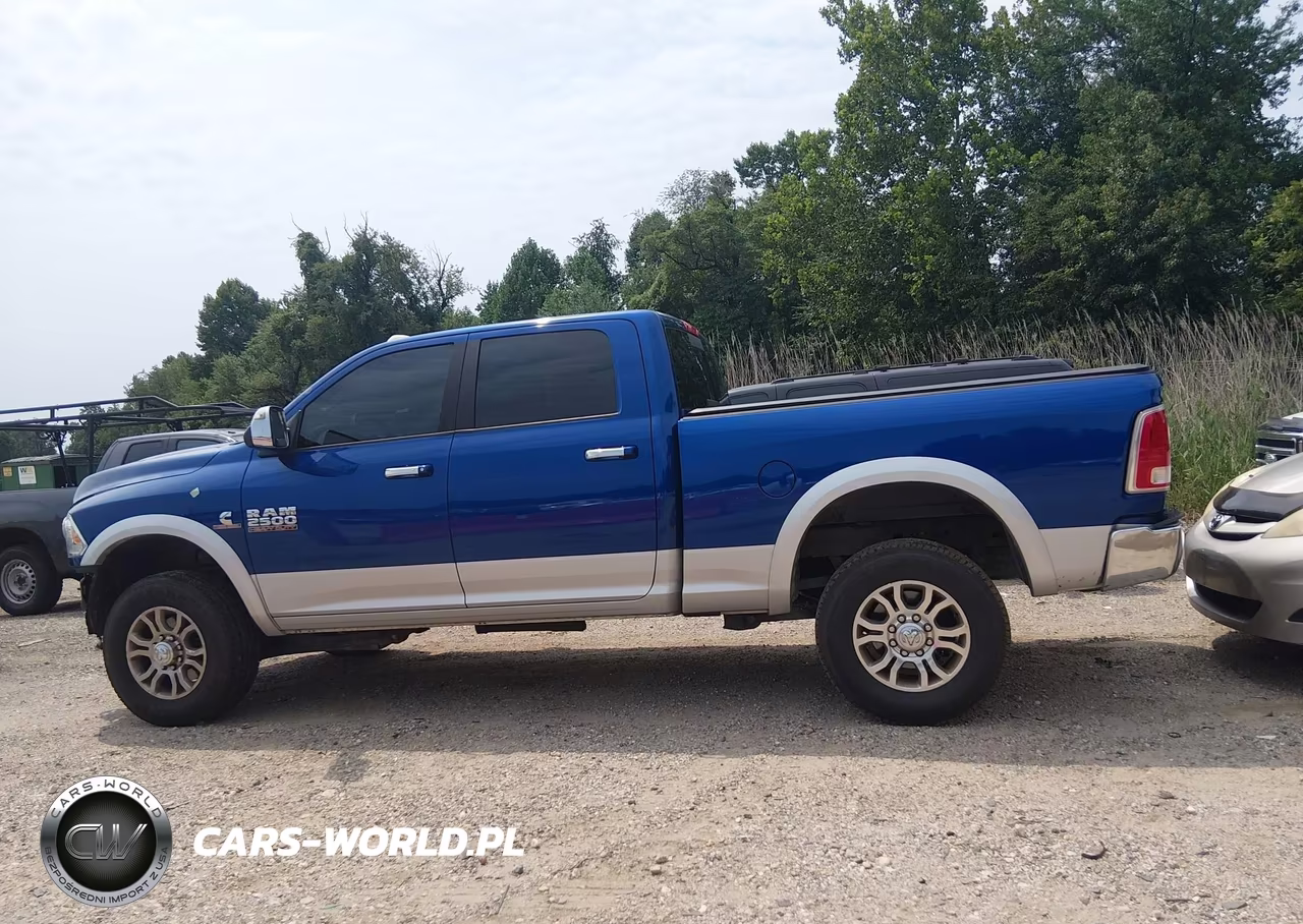 2016 Ram 2500 Laramie VIN:3C6UR5FL6GG255450 - 15