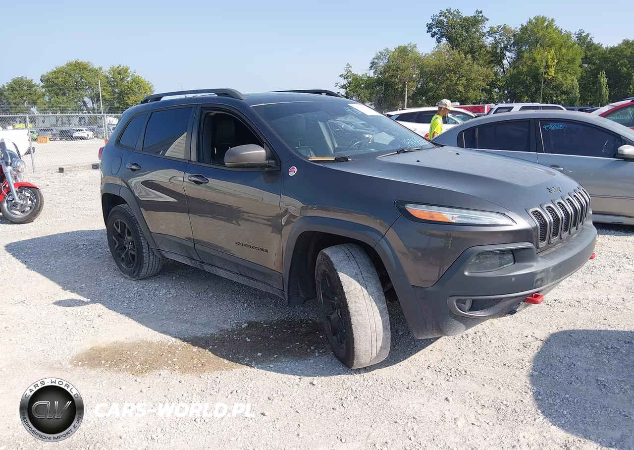 2015 Jeep Cherokee Trailhawk – zdjęcie 1 z 16