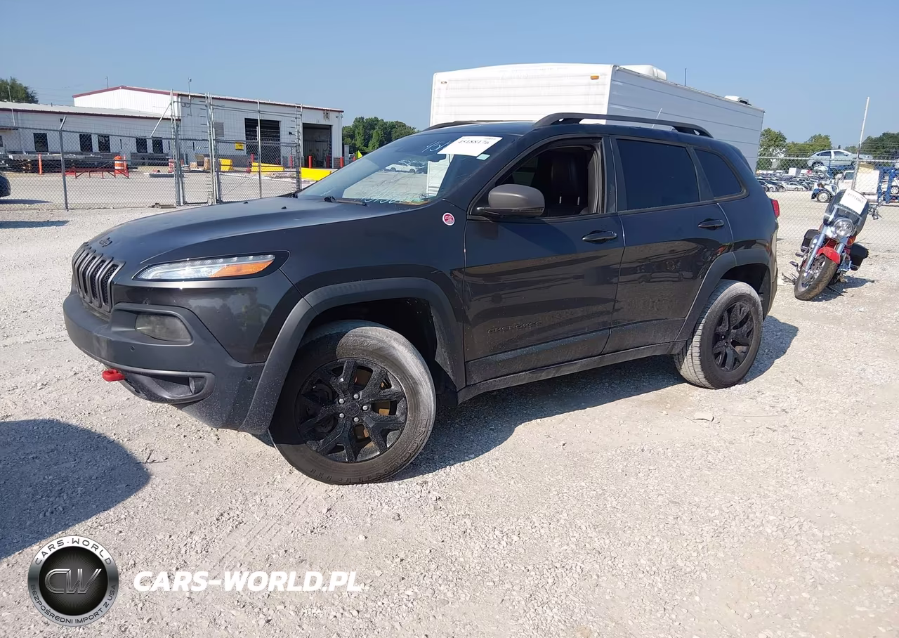 2015 Jeep Cherokee Trailhawk VIN:1C4PJMBS7FW653660 - 2