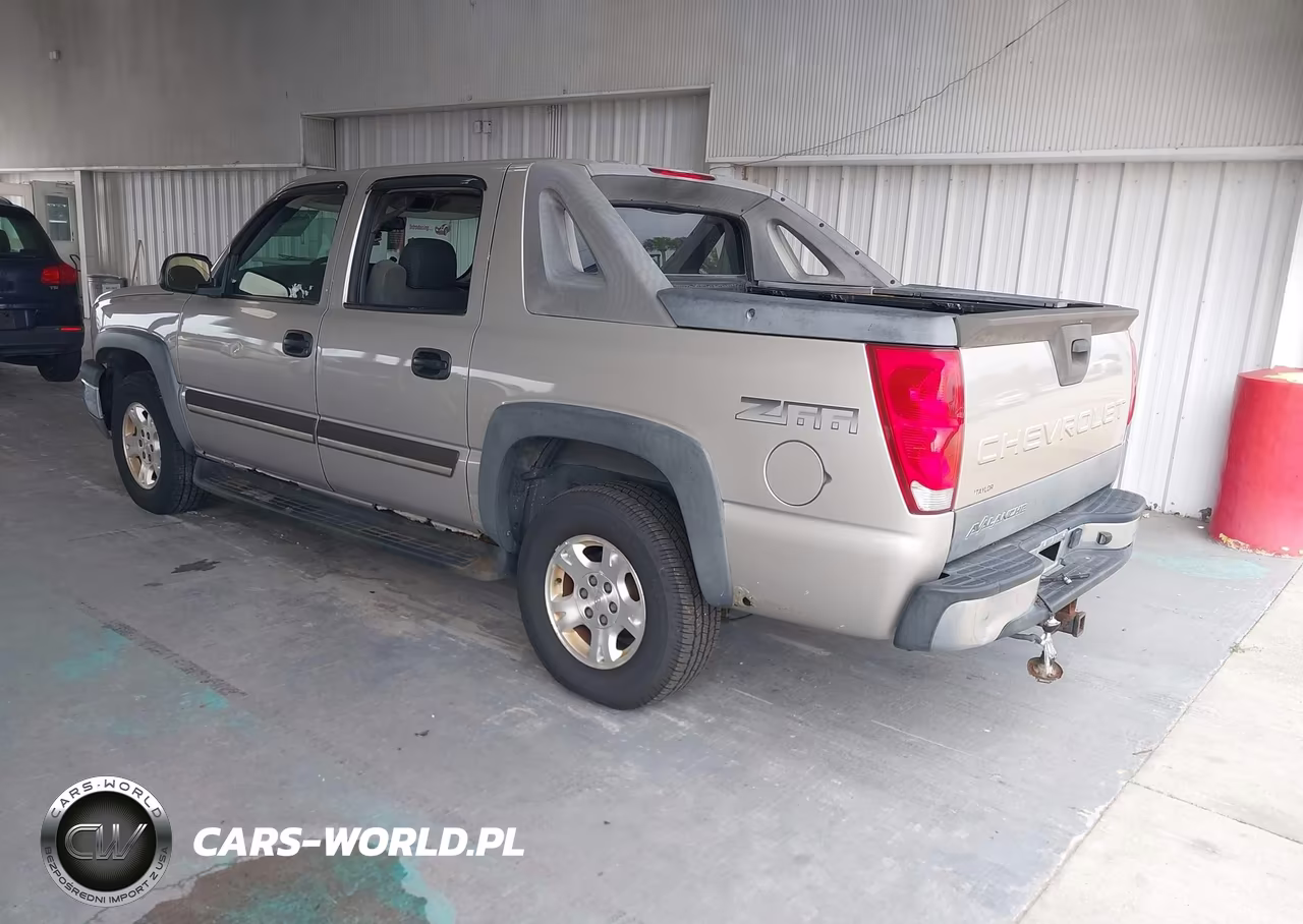 2004 Chevrolet Avalanche 1500 VIN:3GNEC12T14G255615 - 3