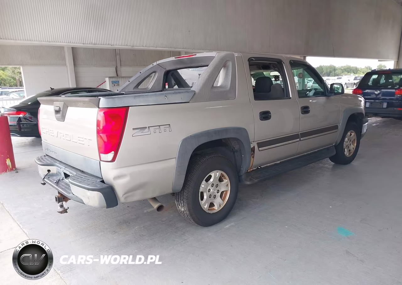 2004 Chevrolet Avalanche 1500 VIN:3GNEC12T14G255615 - 4