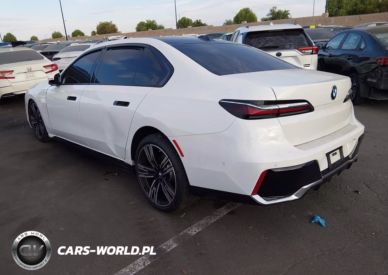 2026 BMW 740I VIN:WBA23EH00TCW77597 - 3