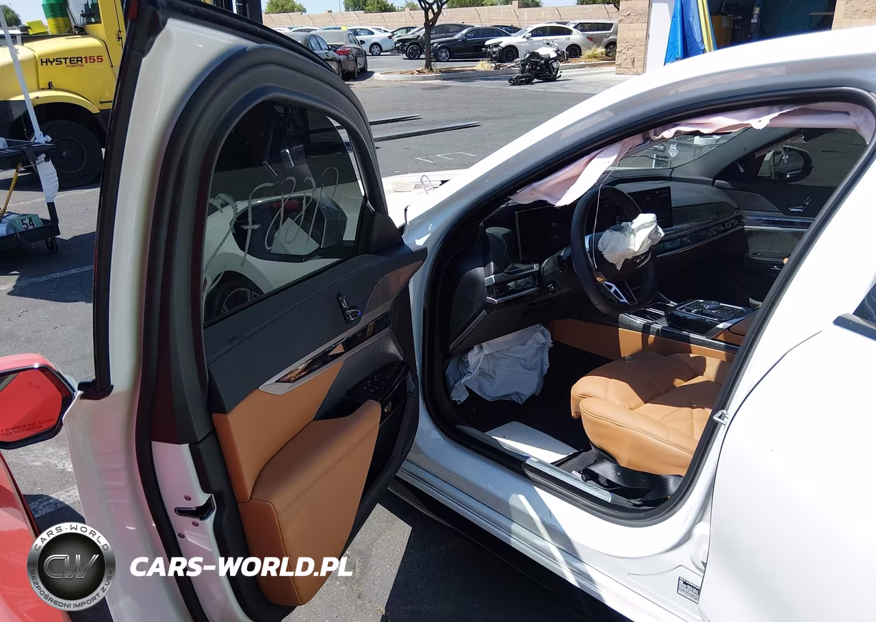 2026 BMW 740I VIN:WBA23EH00TCW77597 - 5
