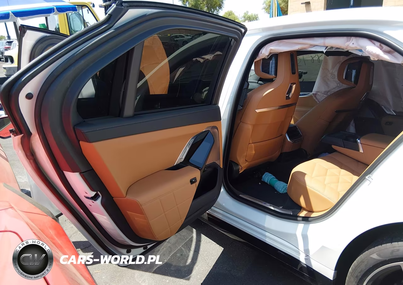 2026 BMW 740I VIN:WBA23EH00TCW77597 - 8