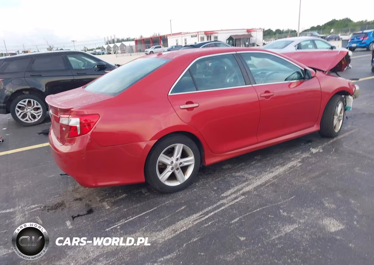 2014 Toyota Camry Se VIN:4T1BF1FK1EU727455 - 4