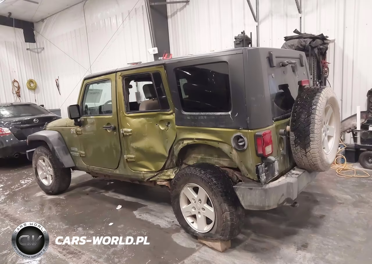 2010 Jeep Wrangler Unlimited Sport VIN:1J4BA3H16AL204204 - 14