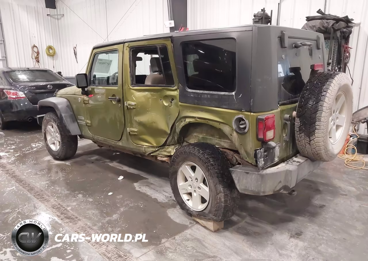 2010 Jeep Wrangler Unlimited Sport VIN:1J4BA3H16AL204204 - 3