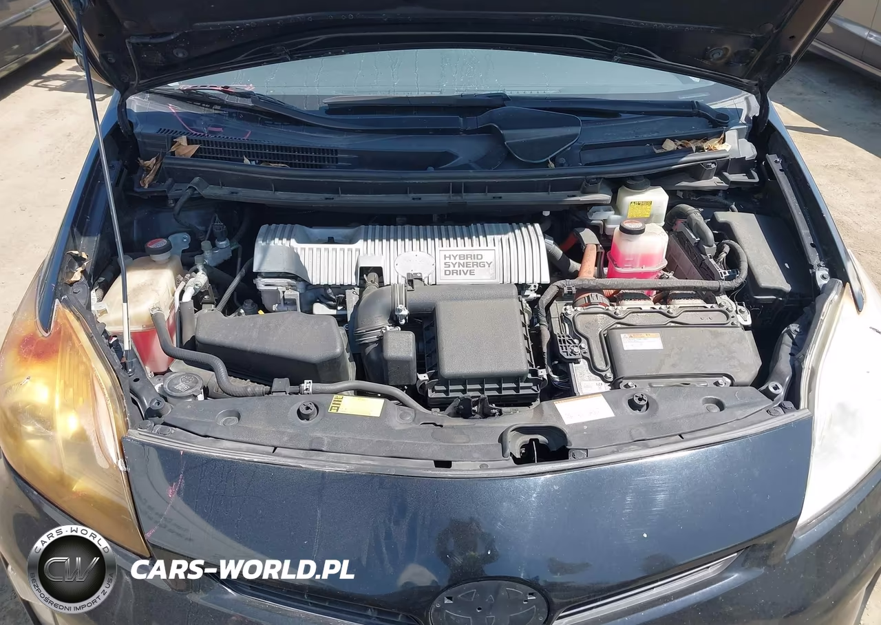 2015 Toyota Prius Two VIN:JTDKN3DU6F0420010 - 10