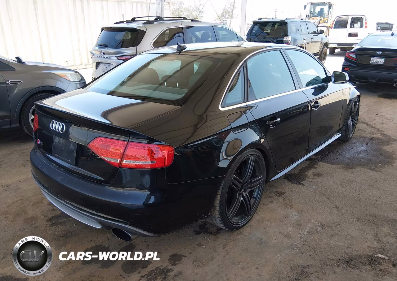 2011 Audi S4 3.0 Premium Plus VIN:WAUDGAFL4BA043691 - 4