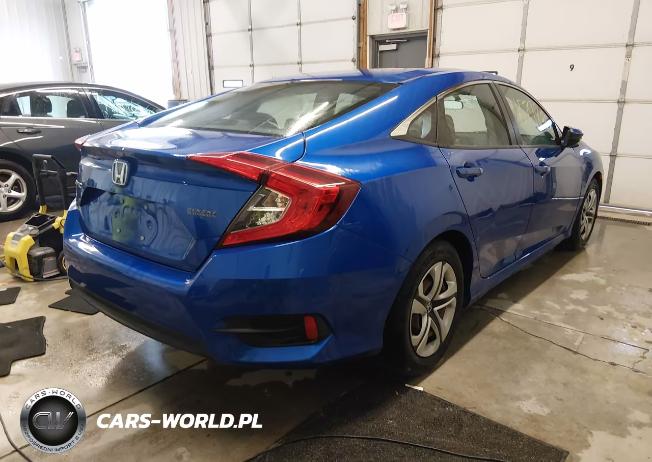 2018 Honda Civic Lx VIN:19XFC2F57JE036311 - 4