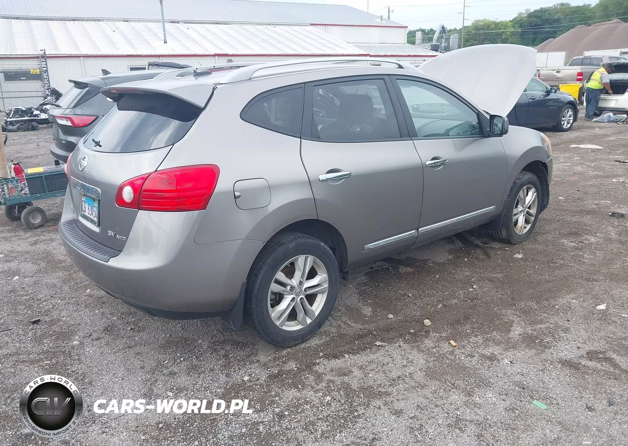 2012 Nissan Rogue Sv VIN:JN8AS5MV6CW359988 - 4