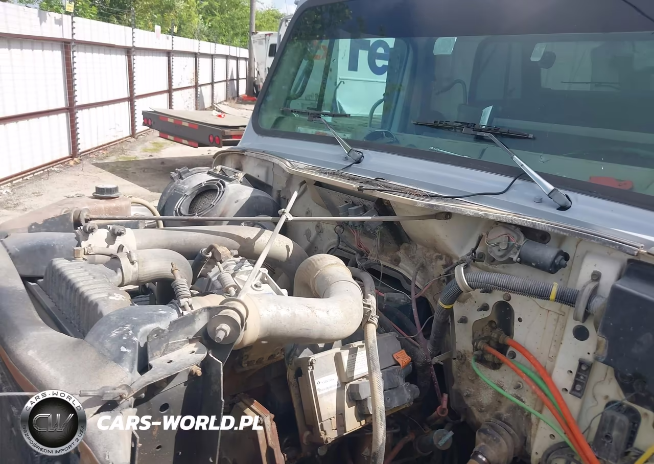 2001 International 4000 4700 VIN:1HTSCAAL41H386779 - 9