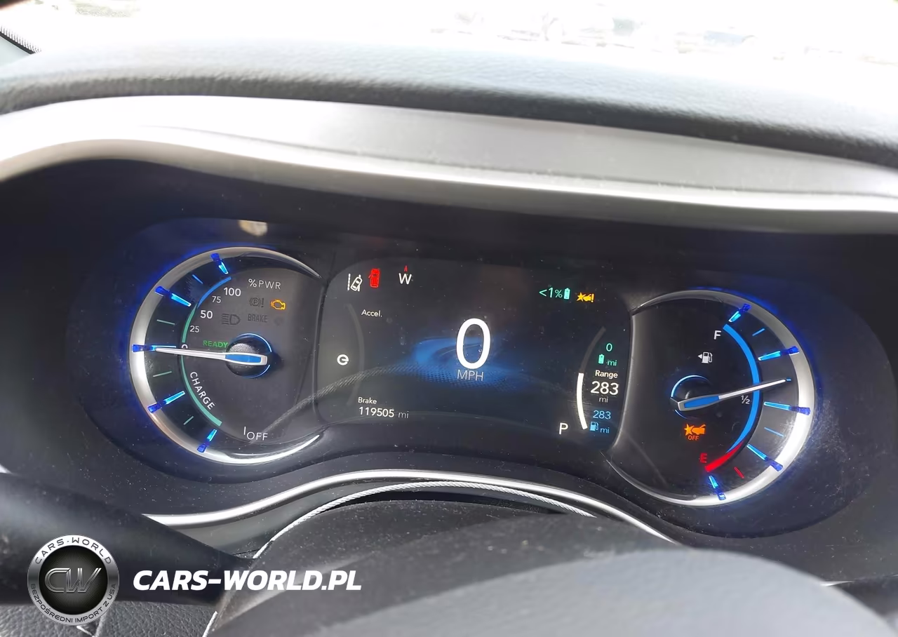 2022 Chrysler Pacifica Hybrid Touring L VIN:2C4RC1L78NR127296 - 7