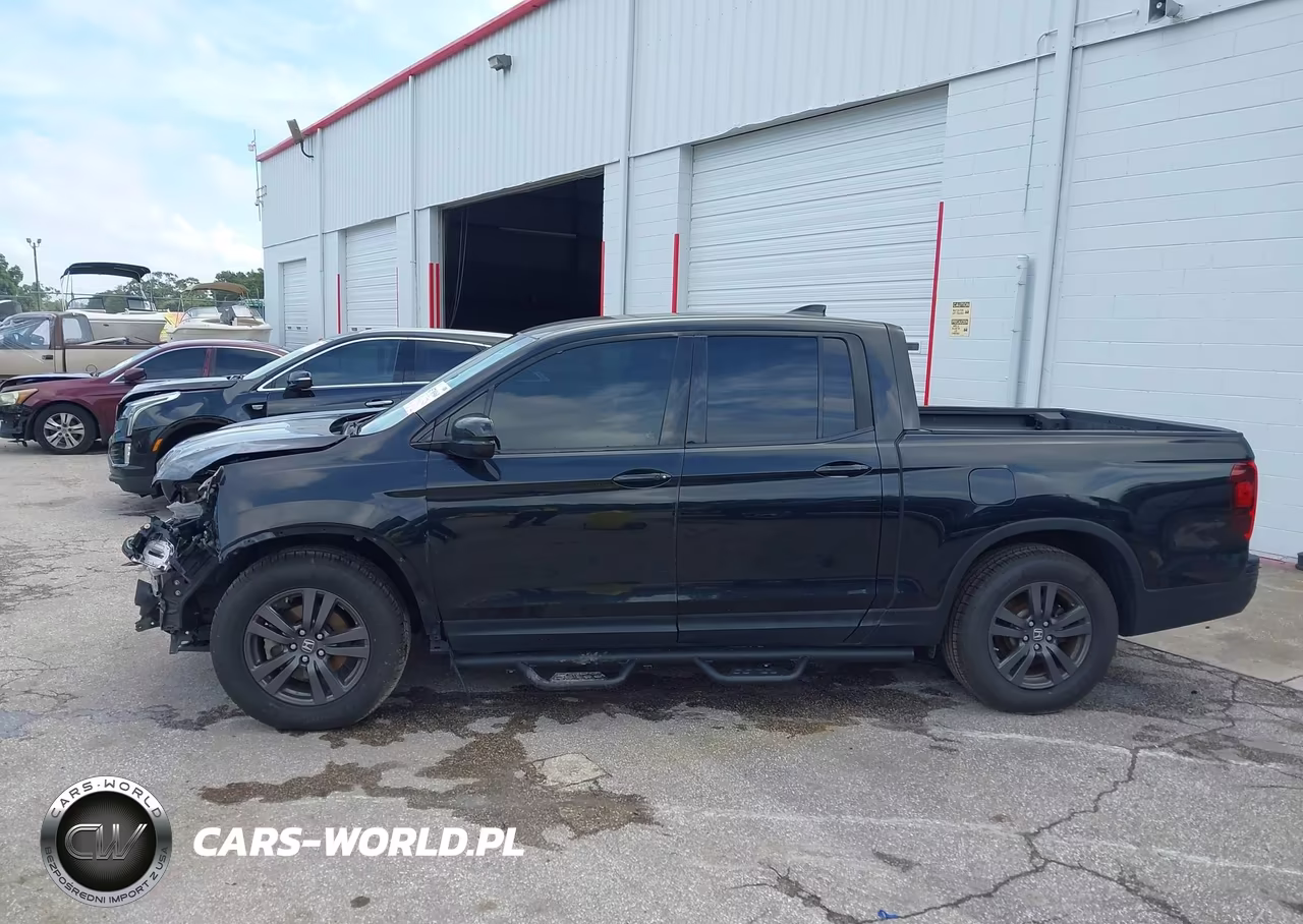 2018 Honda Ridgeline Sport VIN:5FPYK2F15JB002829 - 15