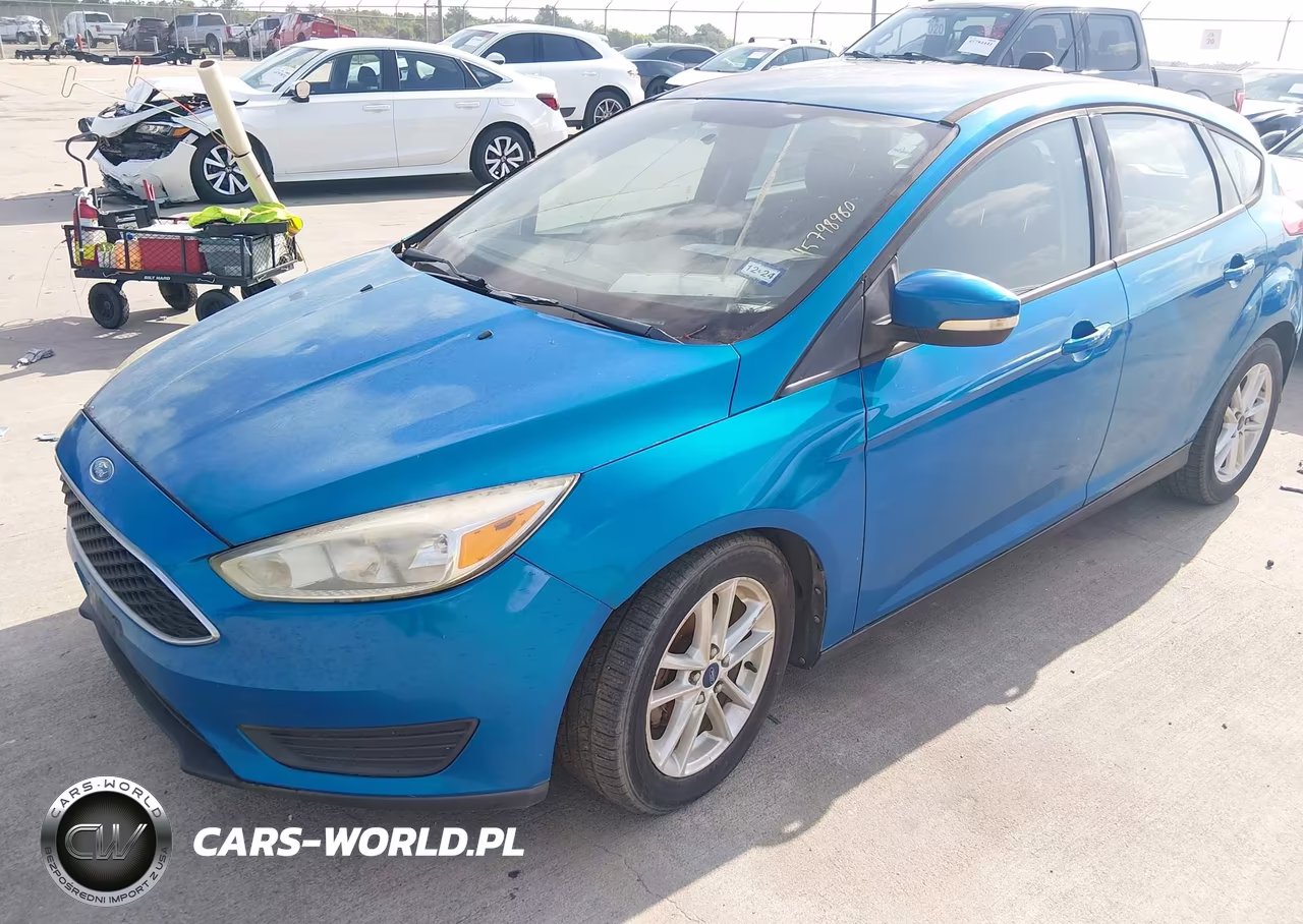 2015 Ford Focus Se VIN:1FADP3K26FL347715 - 2