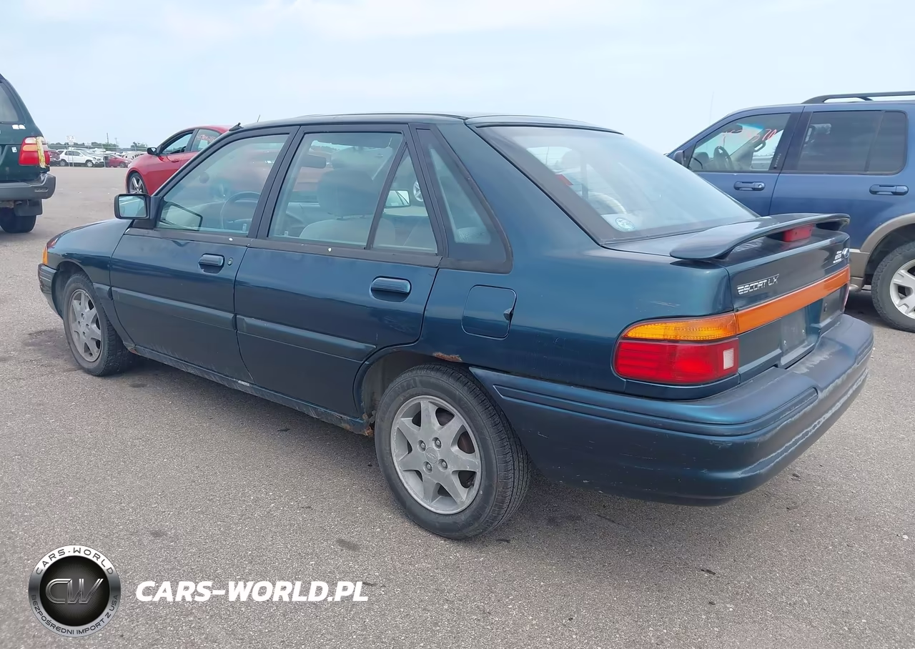 1996 Ford Escort Lx VIN:1FASP14J8TW135795 - 3