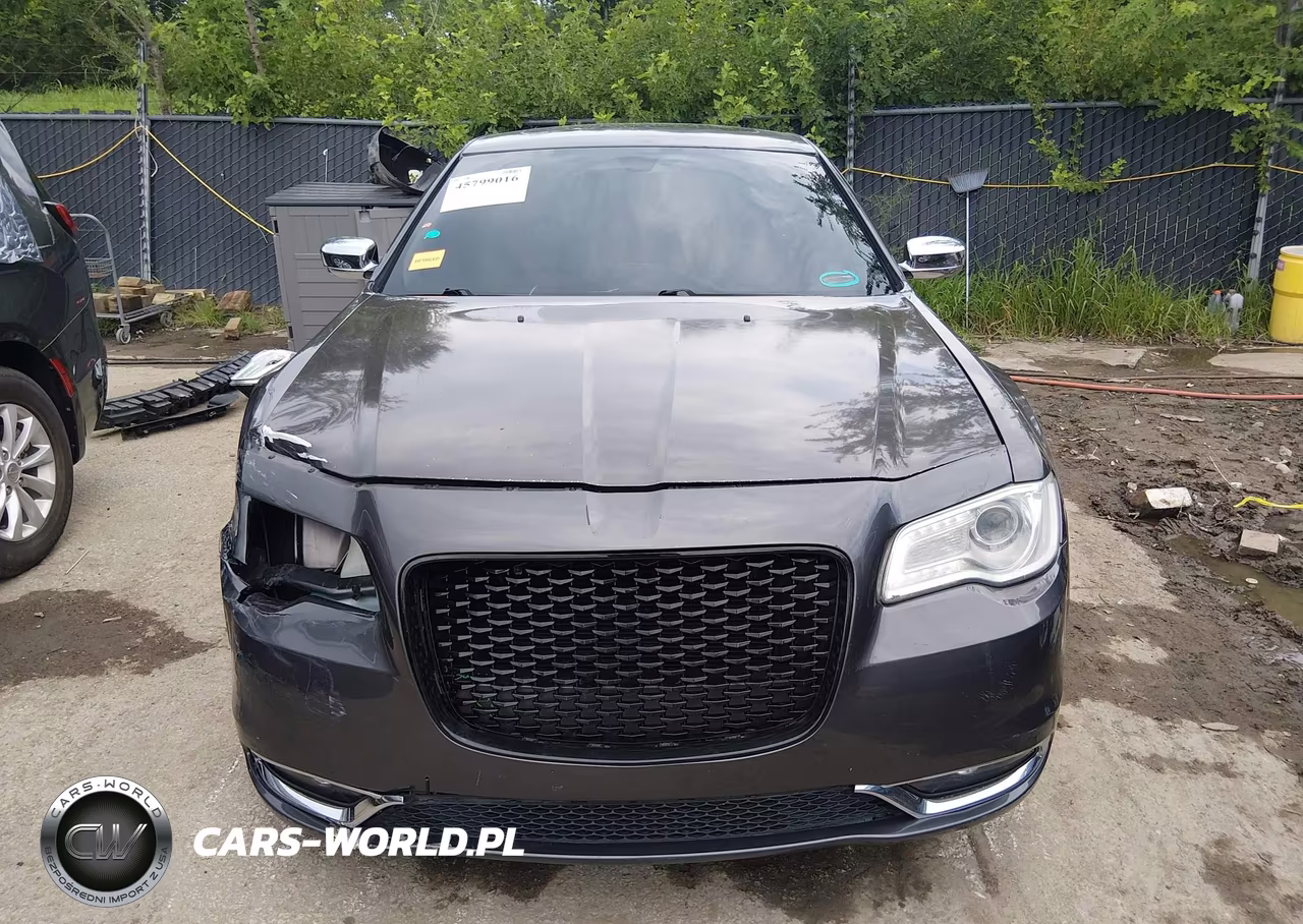 2016 Chrysler 300C VIN:2C3CCAEG3GH105738 - 13