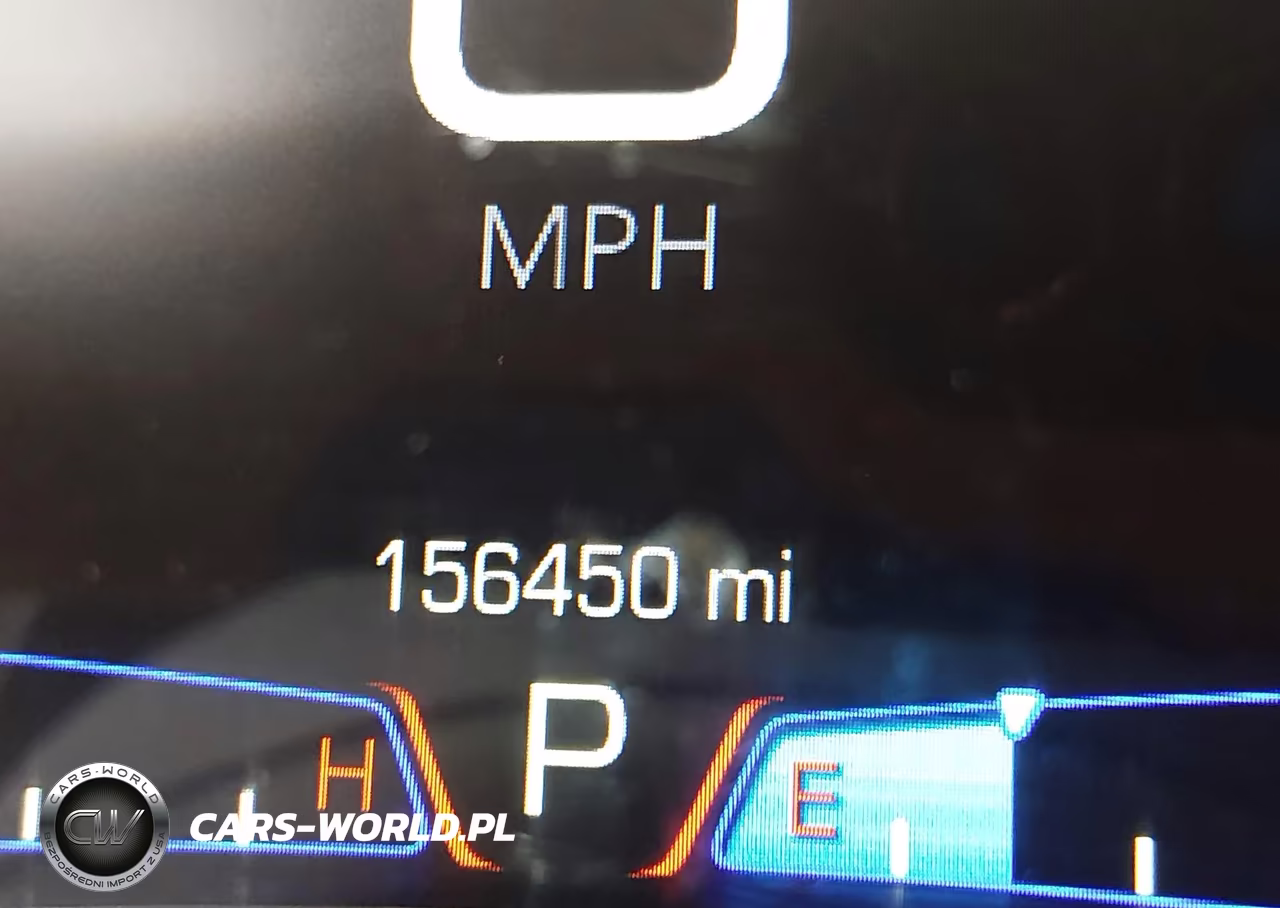 2016 Chrysler 300C VIN:2C3CCAEG3GH105738 - 16
