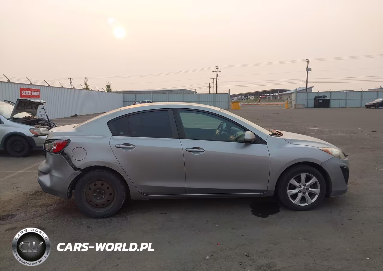 2011 Mazda Mazda3 I Touring VIN:JM1BL1VF7B1445920 - 13
