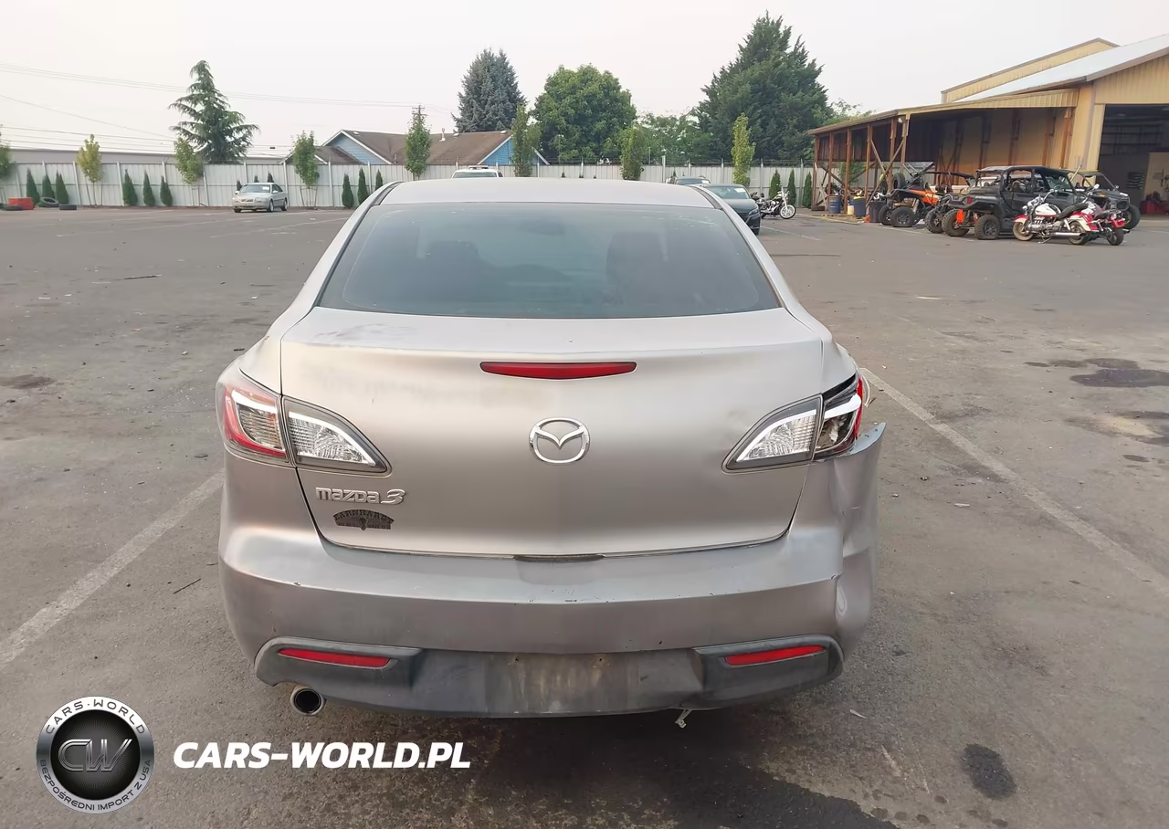 2011 Mazda Mazda3 I Touring VIN:JM1BL1VF7B1445920 - 16