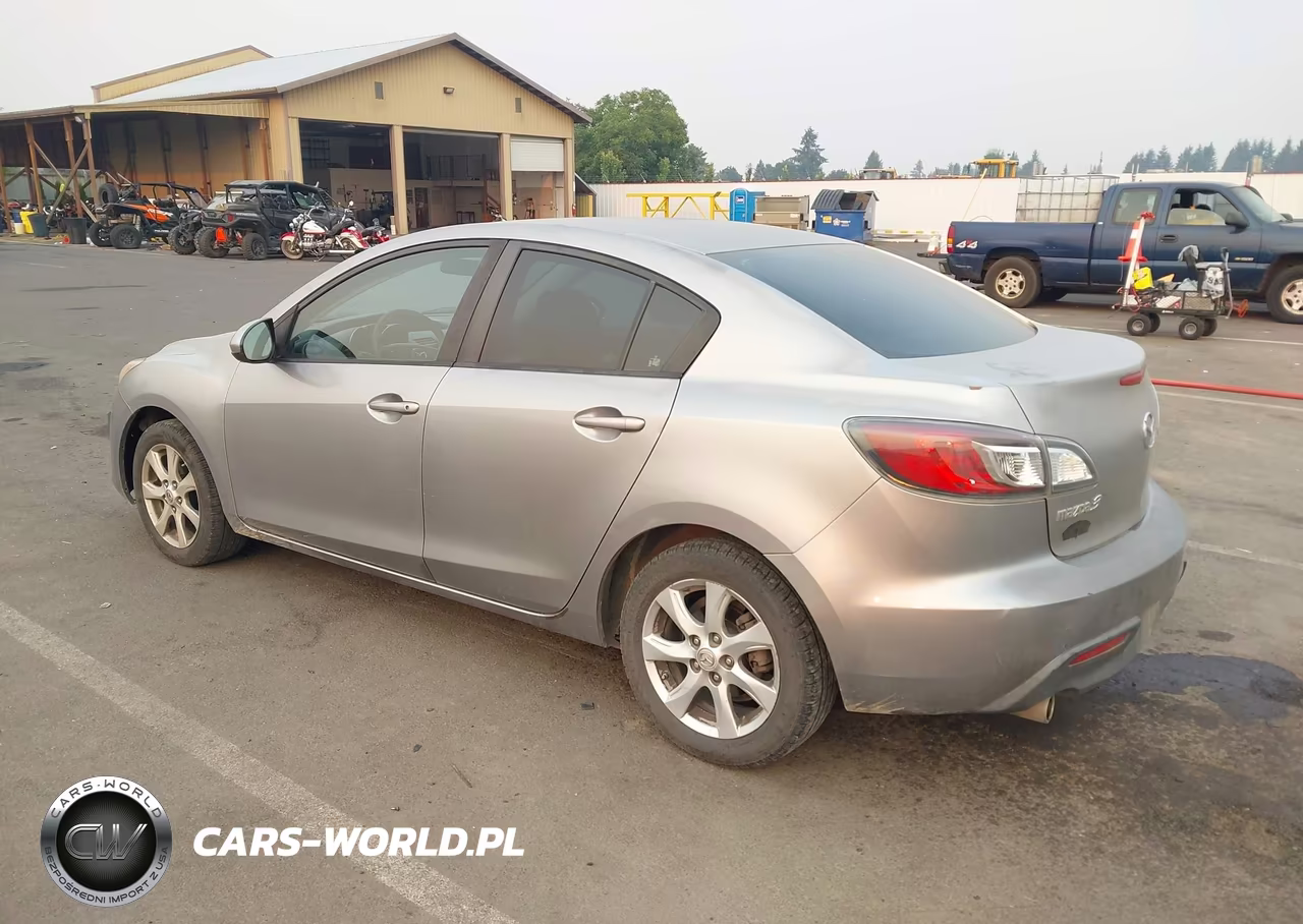 2011 Mazda Mazda3 I Touring VIN:JM1BL1VF7B1445920 - 3