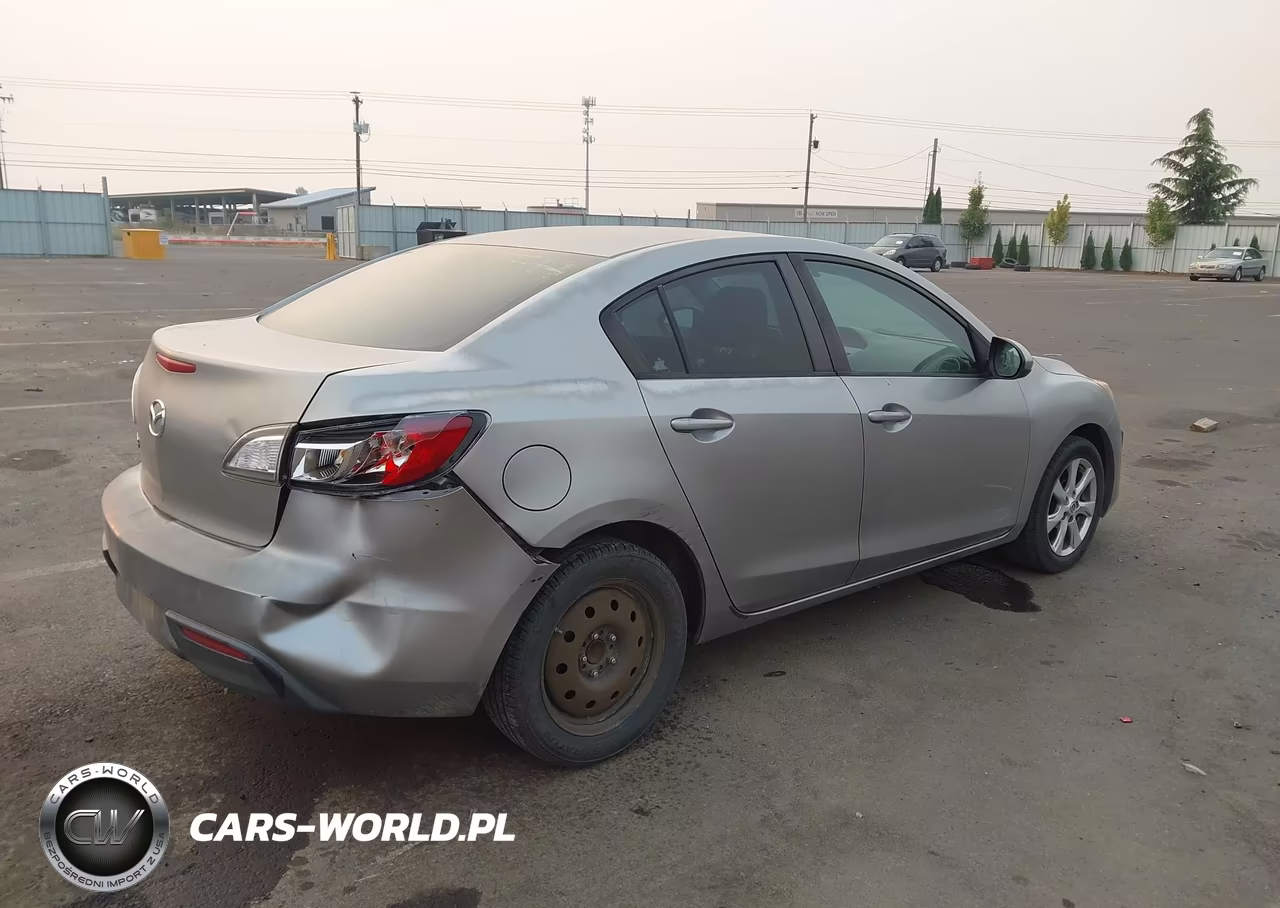2011 Mazda Mazda3 I Touring VIN:JM1BL1VF7B1445920 - 4