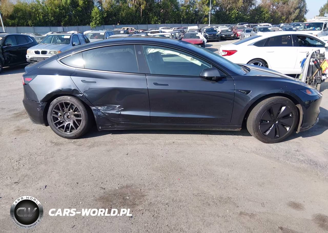2024 Tesla Model 3 Long Range Dual Motor All-Wheel Drive-Rear-Wheel Drive VIN:5YJ3E1EA3RF745961 - 13