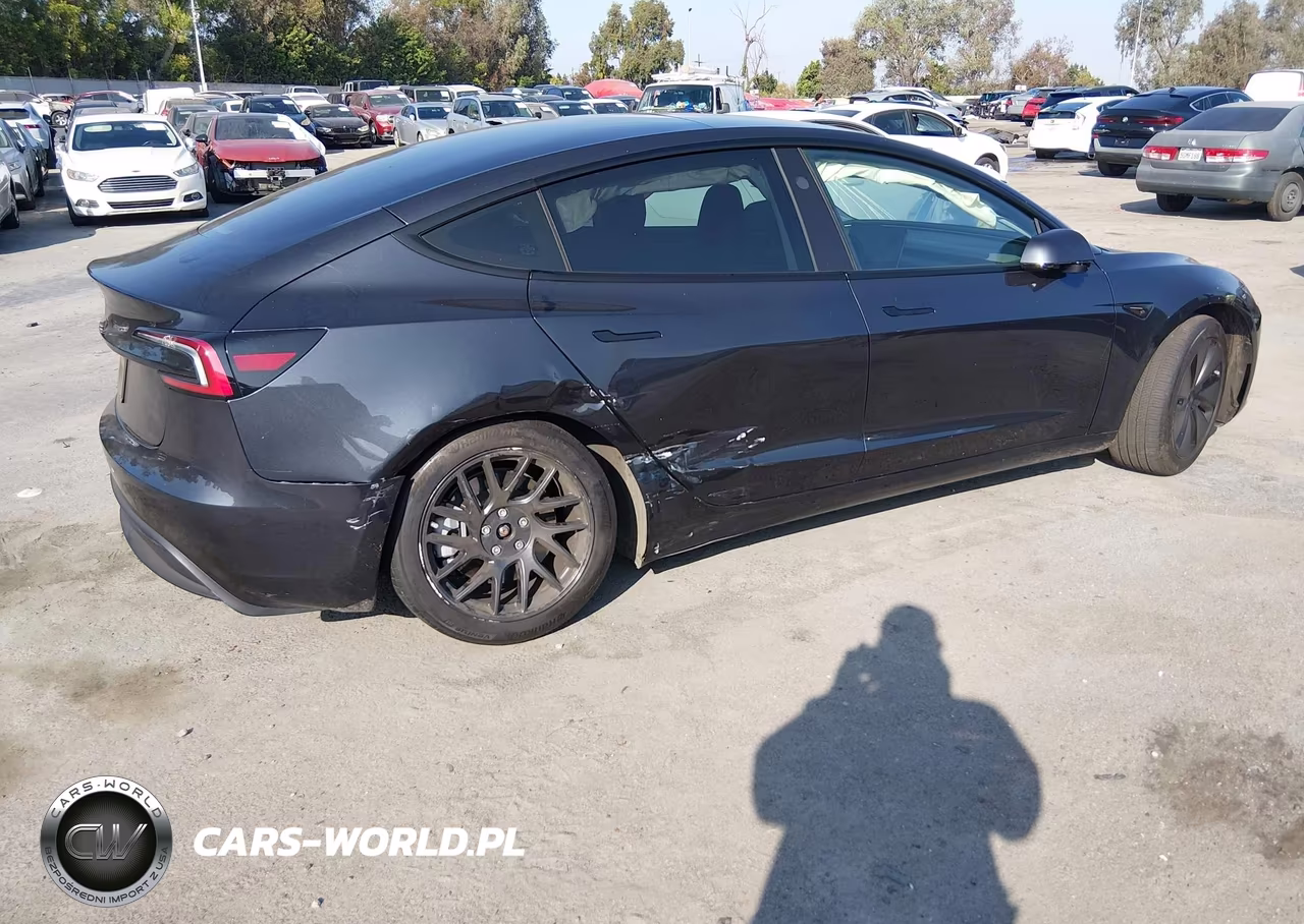2024 Tesla Model 3 Long Range Dual Motor All-Wheel Drive-Rear-Wheel Drive VIN:5YJ3E1EA3RF745961 - 4