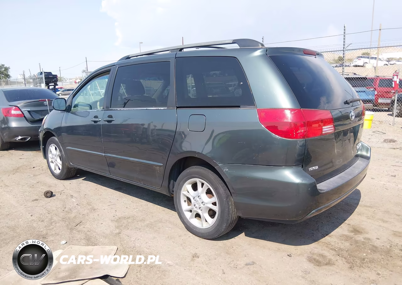 2004 Toyota Sienna Le VIN:5TDBA23C24S023340 - 3