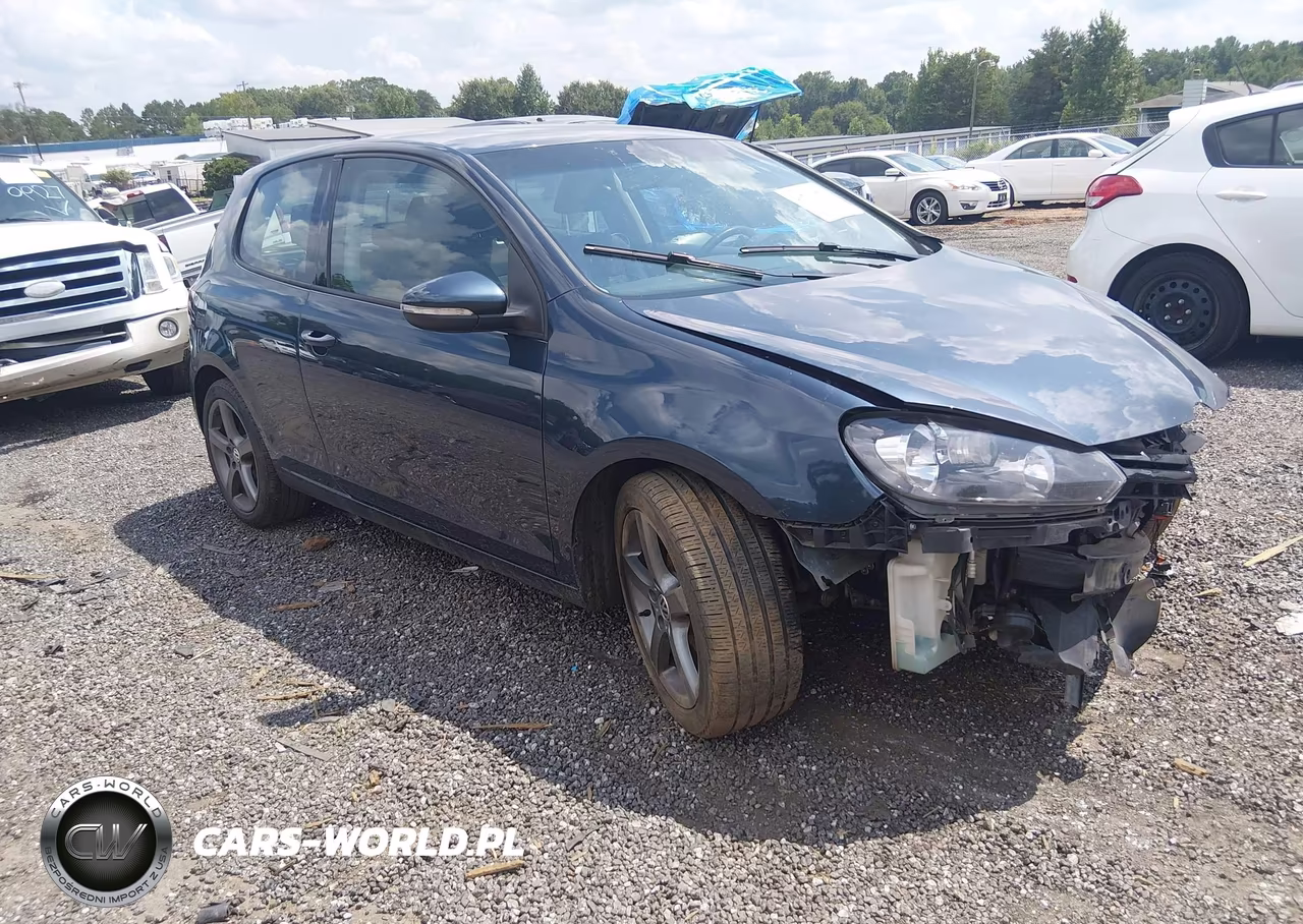 2013 Volkswagen Golf 2.5L 2-Door