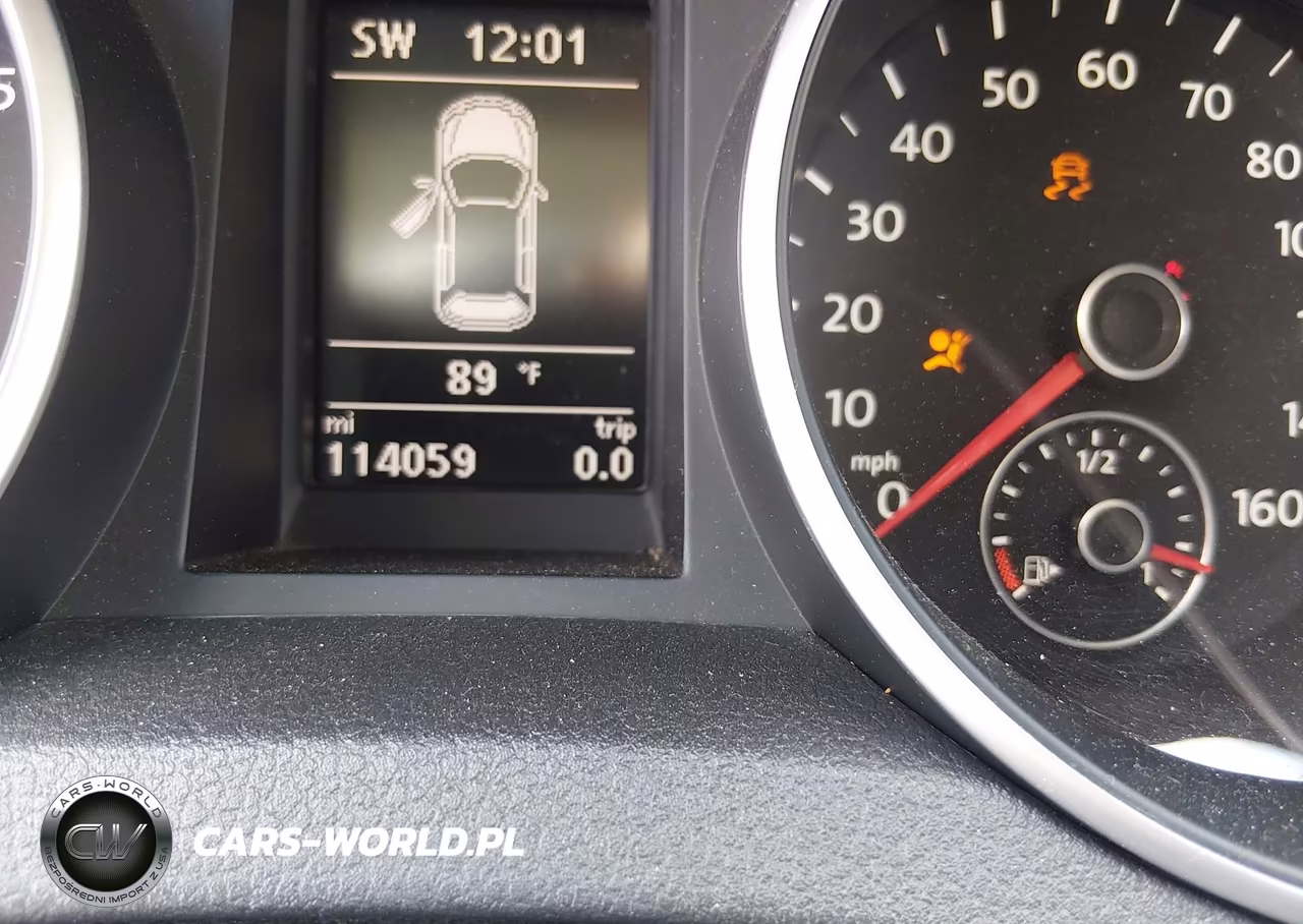 2013 Volkswagen Golf 2.5L 2-Door VIN:WVWBB7AJ1DW045051 - 15
