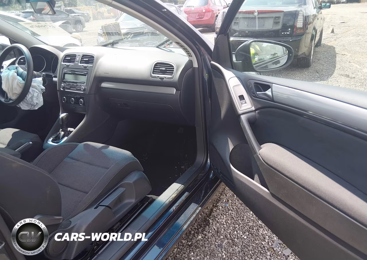 2013 Volkswagen Golf 2.5L 2-Door VIN:WVWBB7AJ1DW045051 - 5
