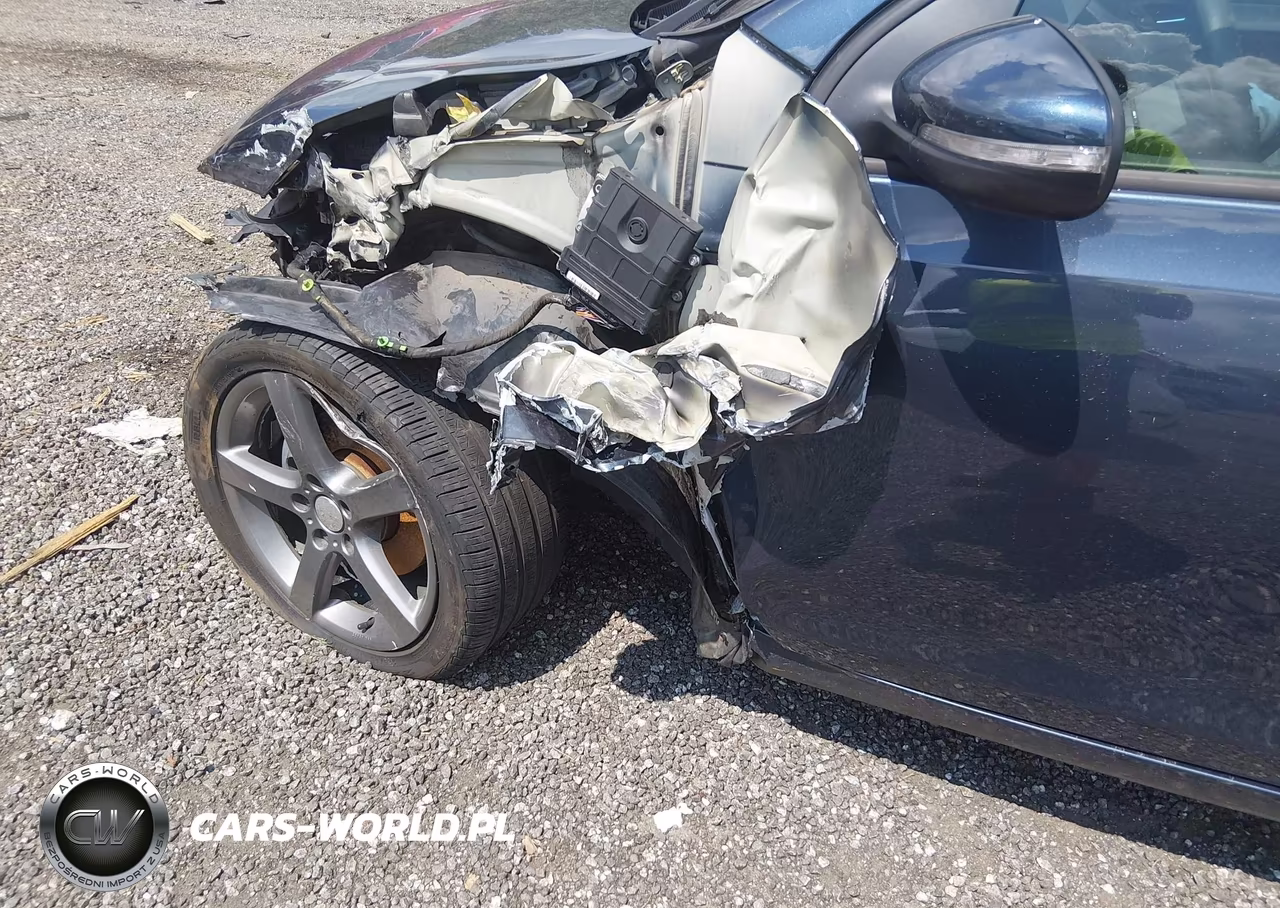 2013 Volkswagen Golf 2.5L 2-Door VIN:WVWBB7AJ1DW045051 - 6