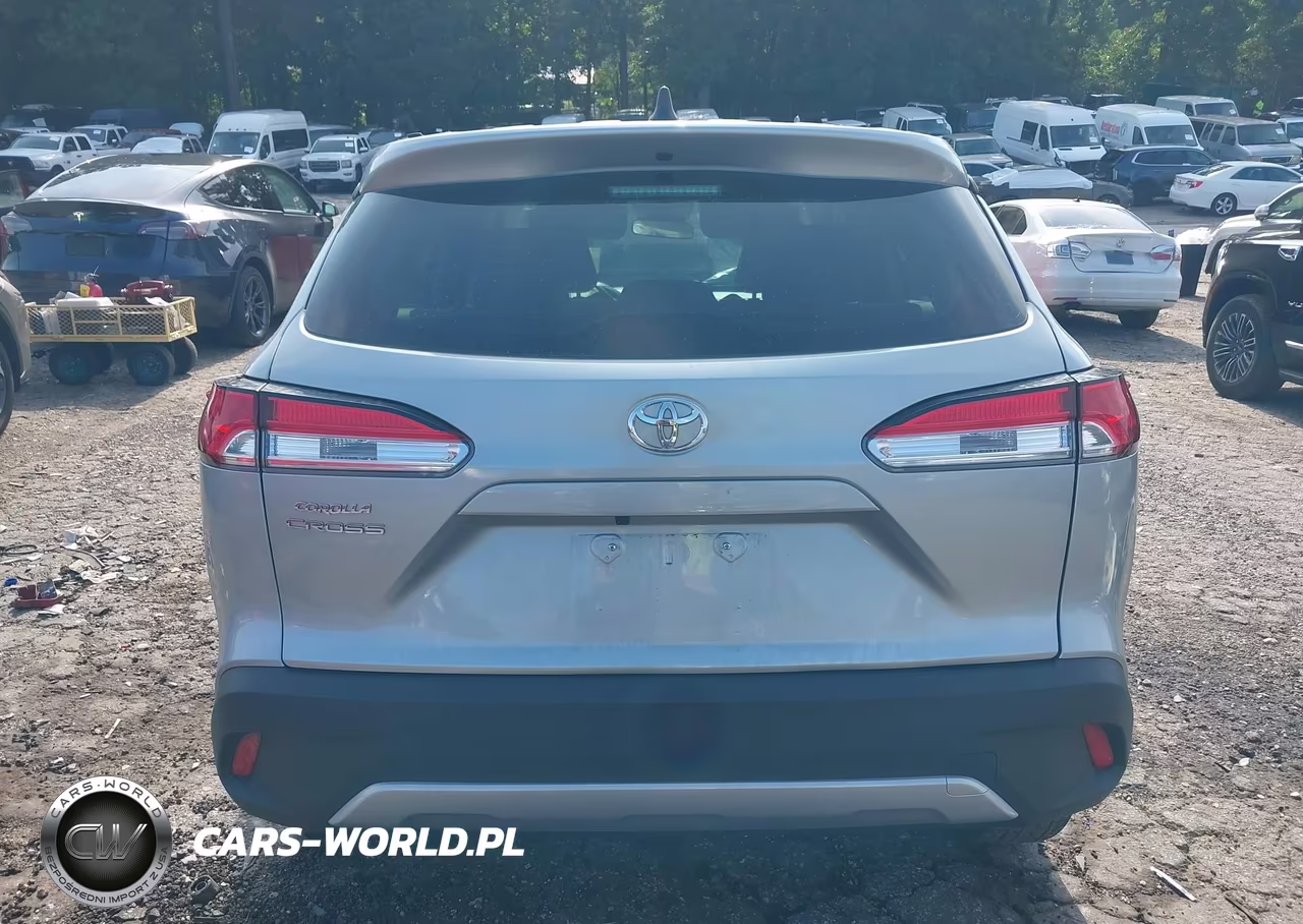 2024 Toyota Corolla Cross L VIN:7MUAAAAG4RV098808 - 17