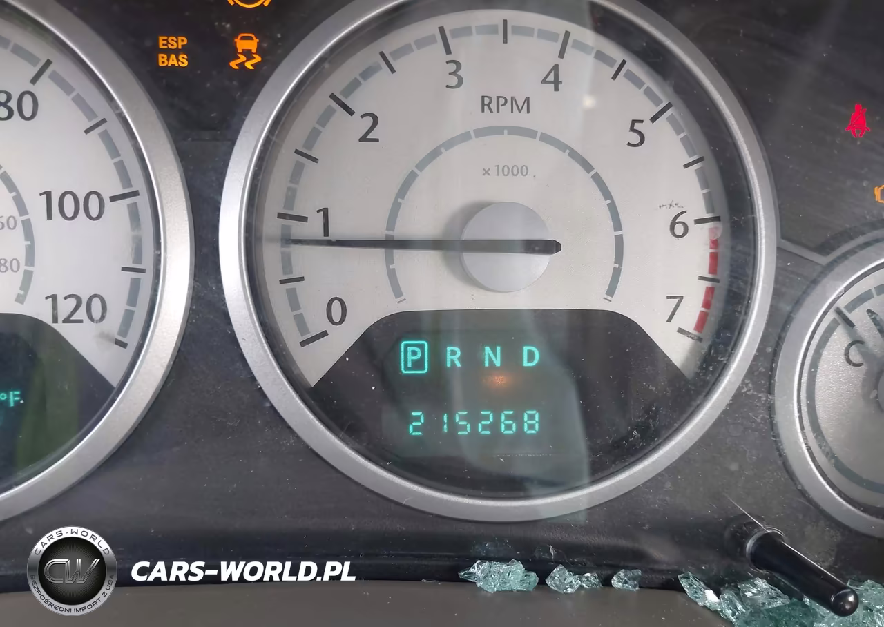 2009 Chrysler Town & Country Lx VIN:2A8HR44E89R503079 - 15