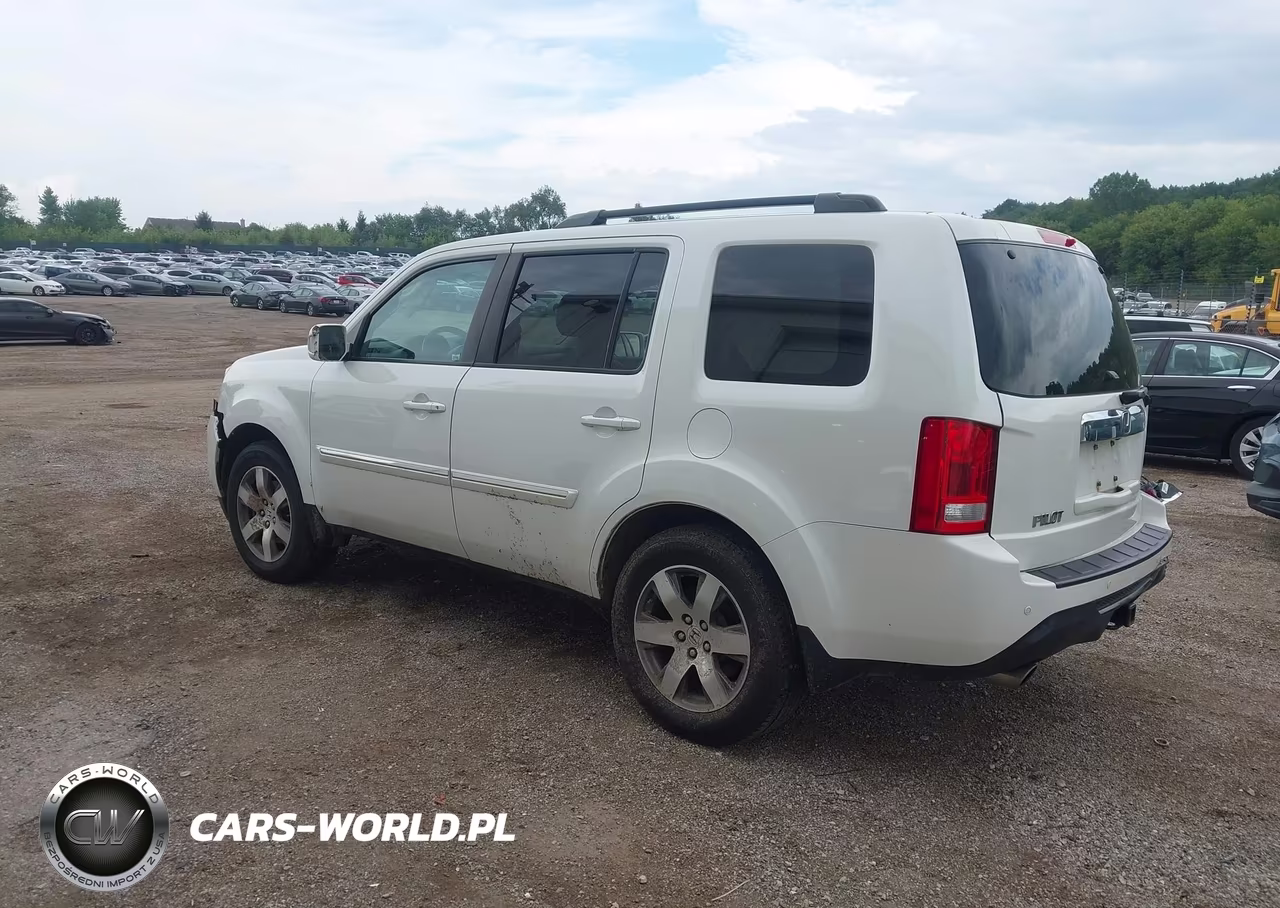 2014 Honda Pilot Touring VIN:5FNYF4H98EB001403 - 3