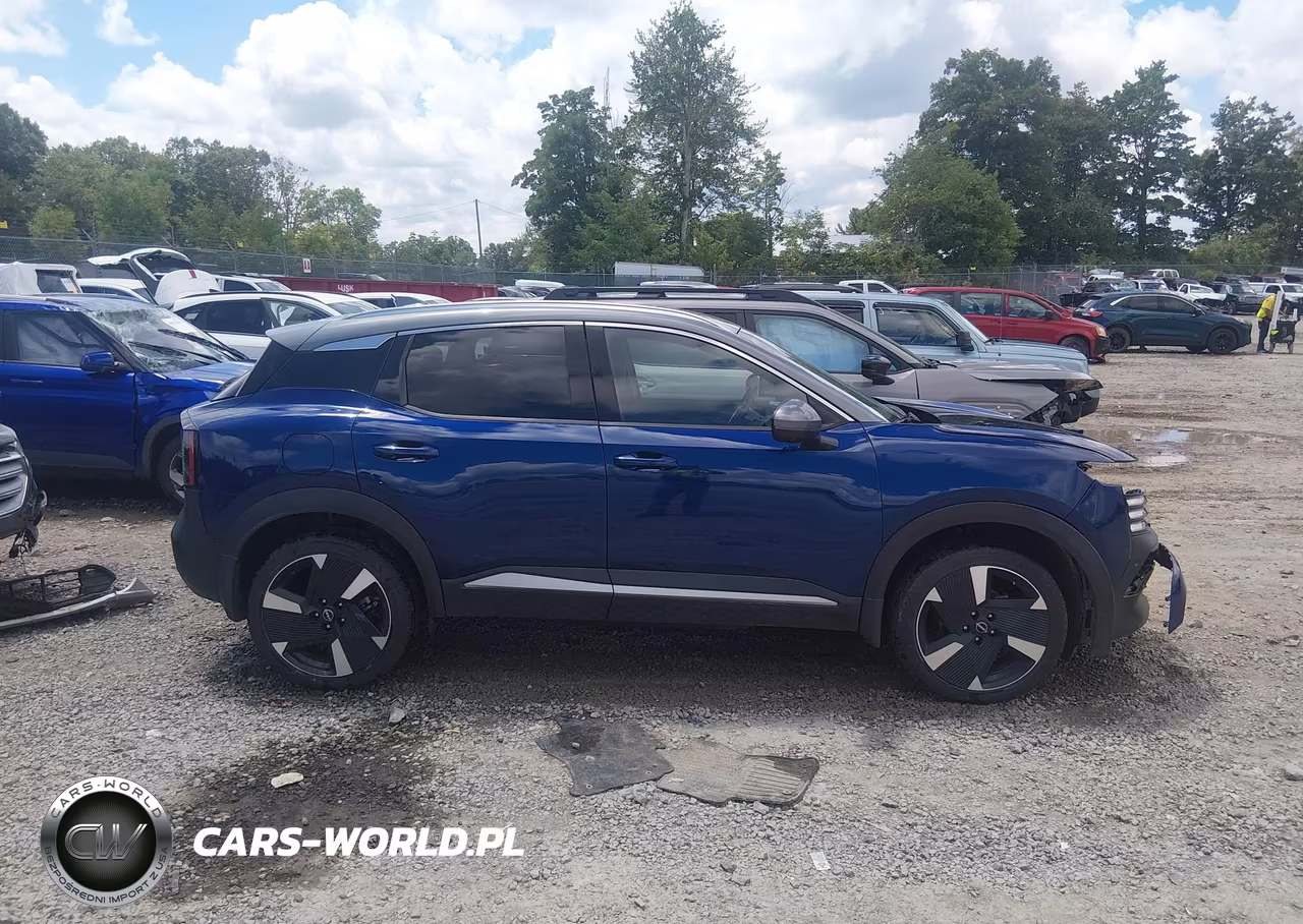 2025 Nissan Kicks Sr Intelligent Awd VIN:3N8AP6DB4SL323752 - 13