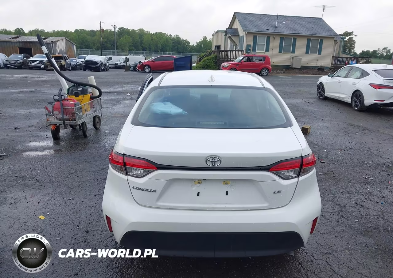 2025 Toyota Corolla Le VIN:5YFB4MDE1SP293863 - 17