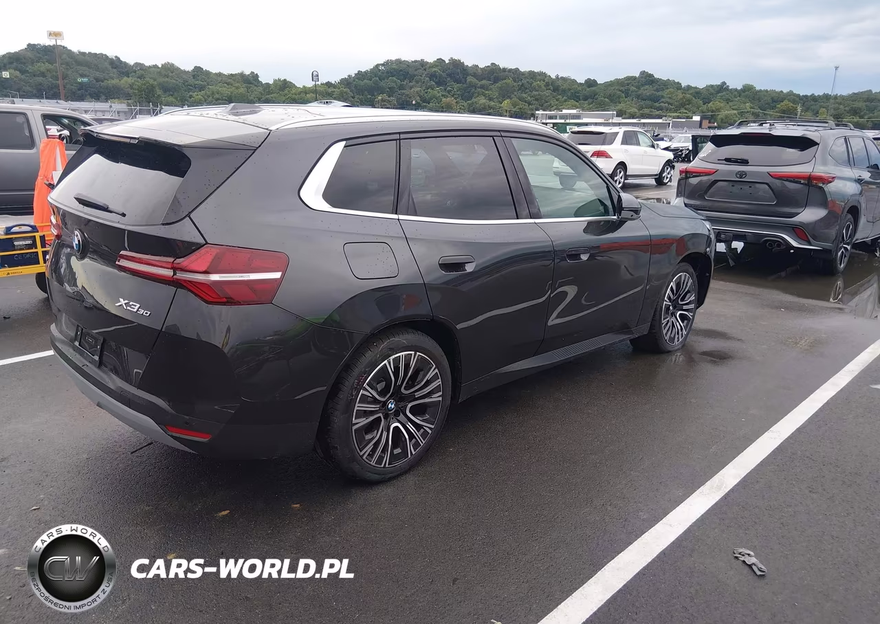 2026 BMW X3 30 xDrive VIN:5UX53GP0XT9429883 - 4