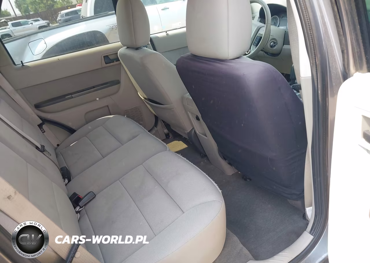 2010 Ford Escape Xlt VIN:1FMCU9D79AKC89488 - 8