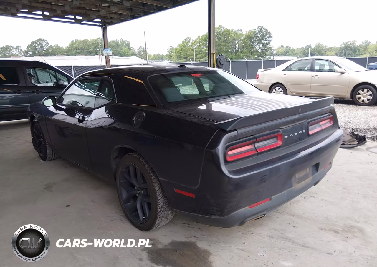 2019 Dodge Challenger Sxt VIN:2C3CDZAG5KH659759 - 3