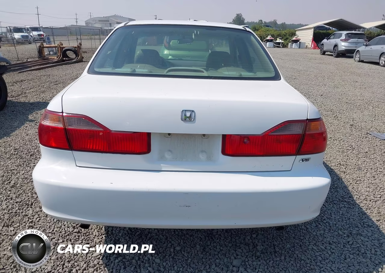 2000 Honda Accord 3.0 Ex VIN:1HGCG1655YA006577 - 16