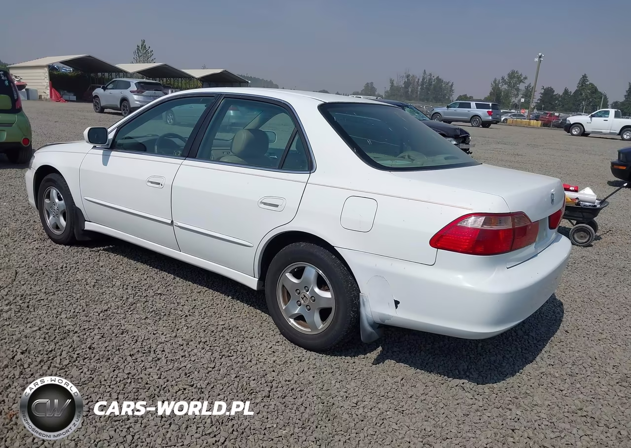 2000 Honda Accord 3.0 Ex VIN:1HGCG1655YA006577 - 3