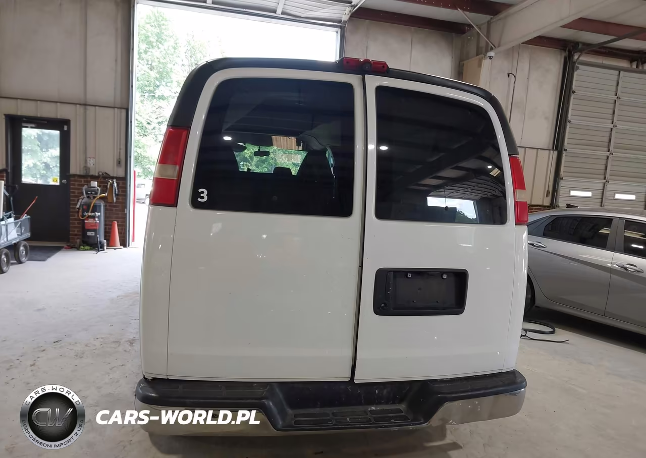 2014 Chevrolet Express 3500 Lt VIN:1GAZG1FA2E1208108 - 17