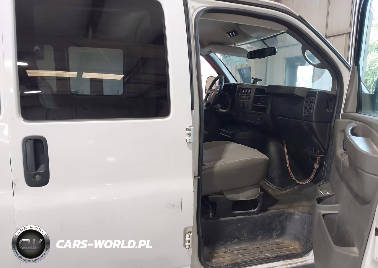 2014 Chevrolet Express 3500 Lt VIN:1GAZG1FA2E1208108 - 5