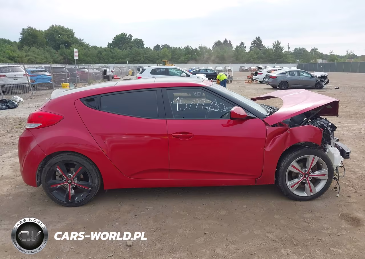 2017 Hyundai Veloster Value Edition VIN:KMHTC6AD7HU322093 - 14