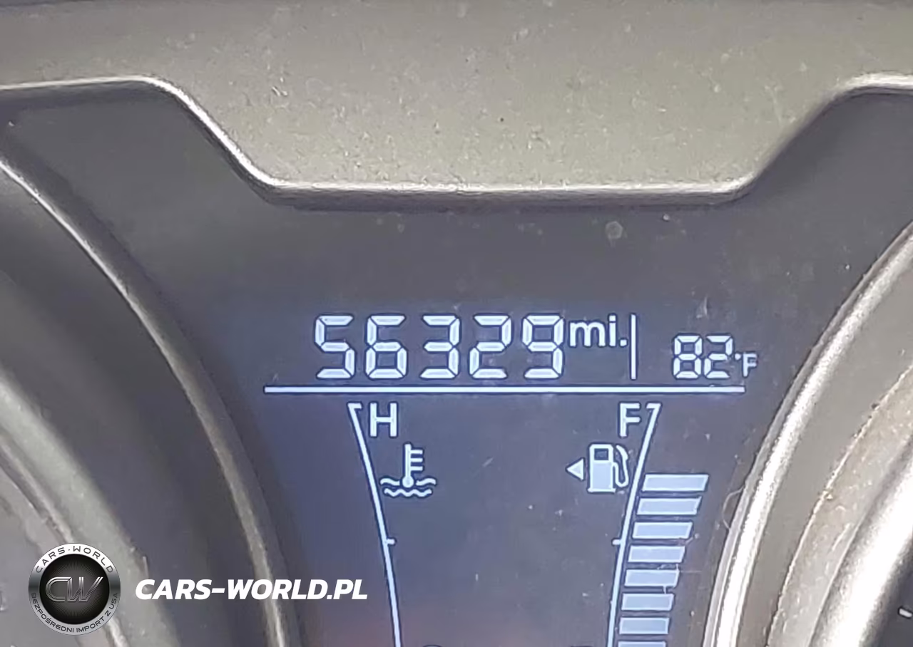 2017 Hyundai Veloster Value Edition VIN:KMHTC6AD7HU322093 - 16