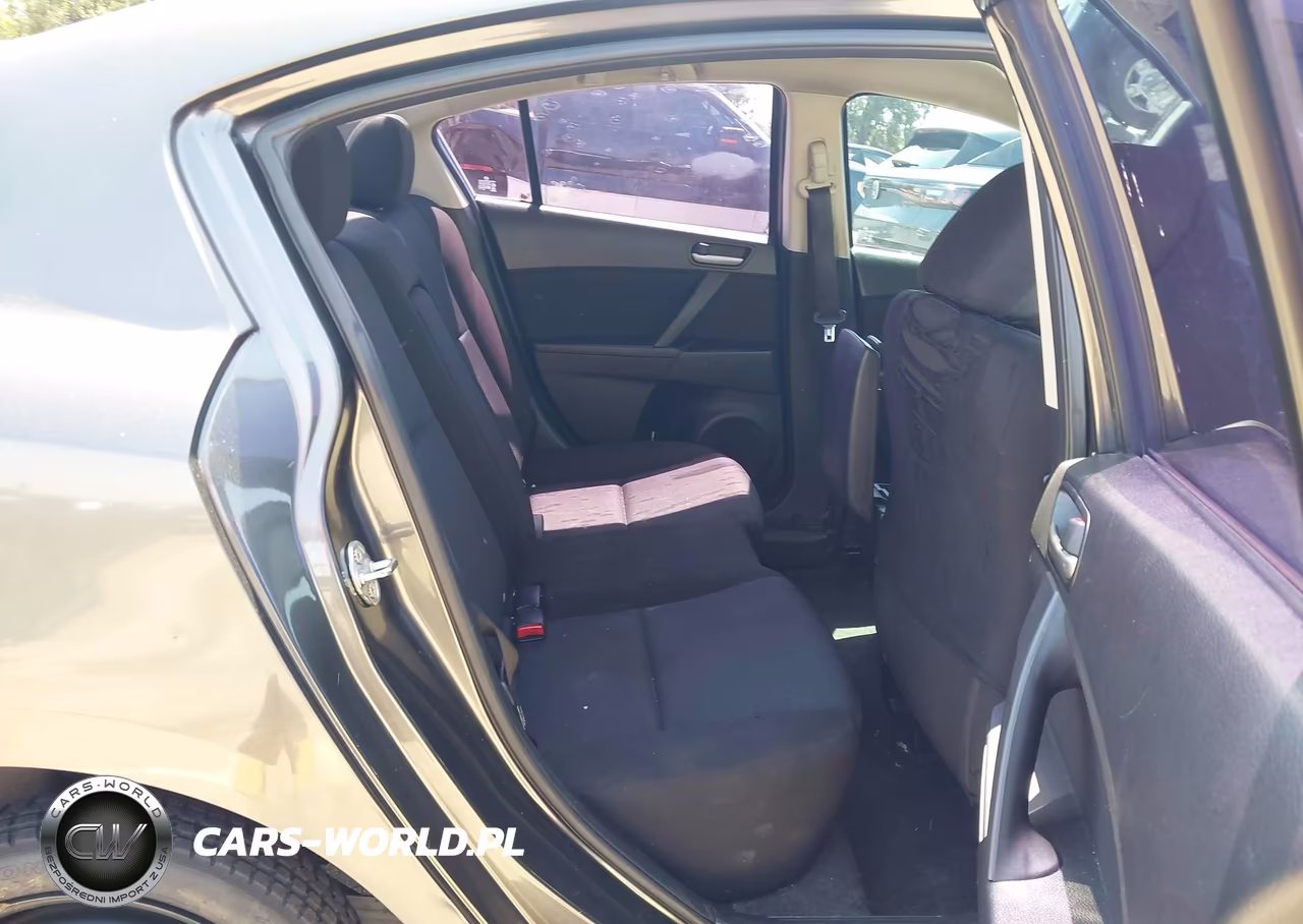 2011 Mazda Mazda3 I Touring VIN:JM1BL1VG1B1386615 - 8