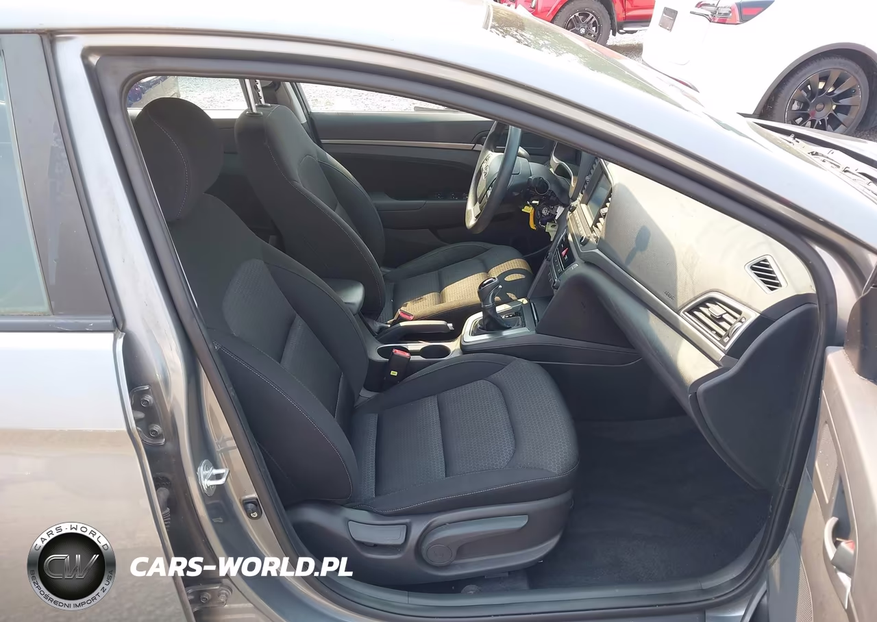 2018 Hyundai Elantra Sel VIN:KMHD84LF6JU466121 - 18